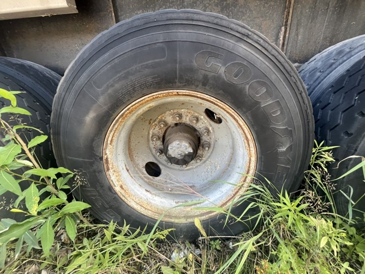 1996-fruehauf-train-image-72