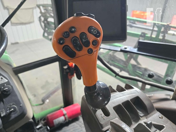 2011-john-deere-4630-image-14