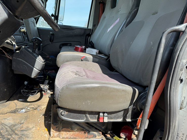 2010-international-4300-sba-image-31