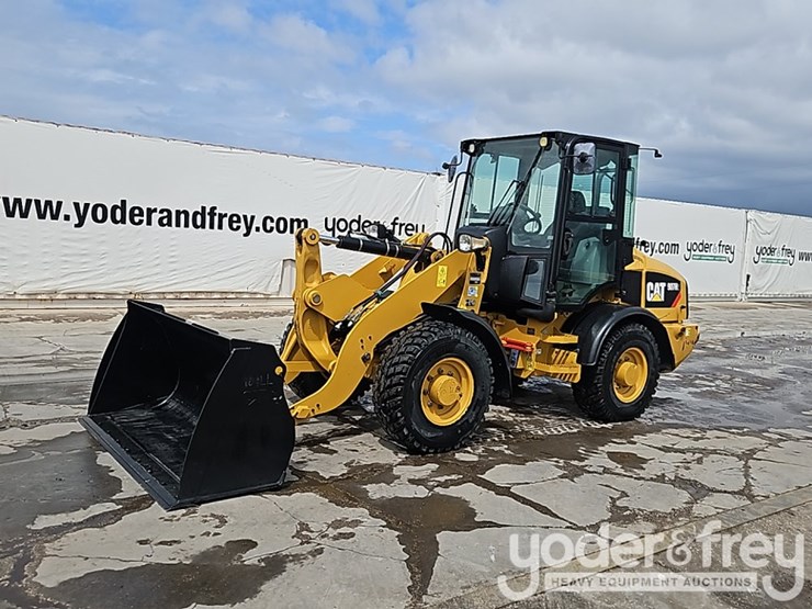 2014-caterpillar-907h2-image-1