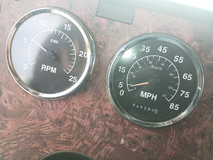 2000-international-9200i-image-26