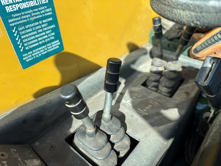 2007-caterpillar-tl1055-image-33