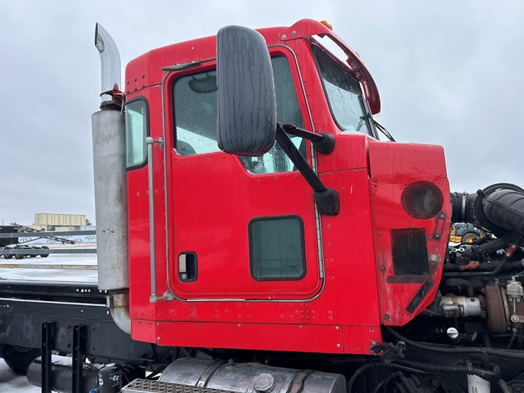 2007-kenworth-w900-image-56