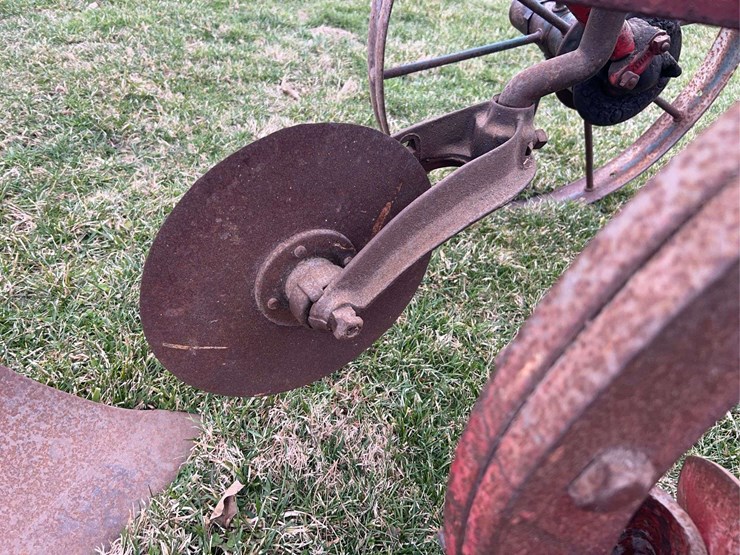 oliver-no.-100-plow-image-23