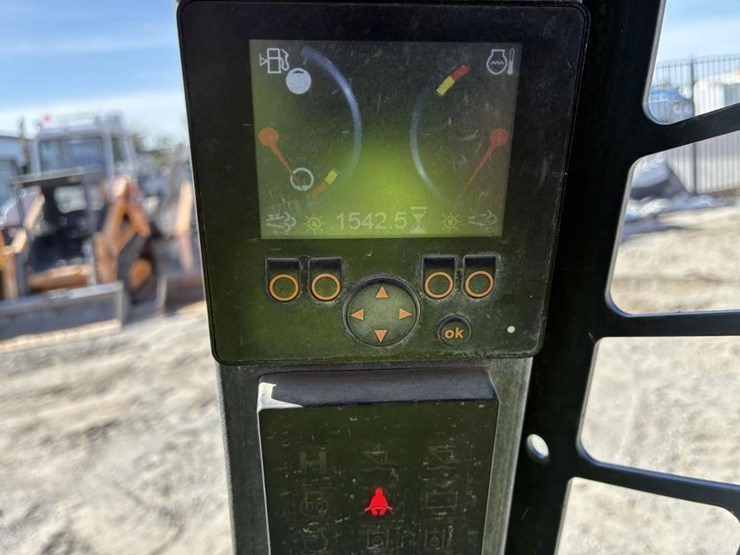 2018-gehl-rt165-image-17