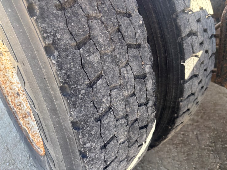 1994-international-9400-image-109