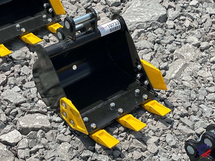 unused-2026-ce-16"-toothed-bucket-image-7