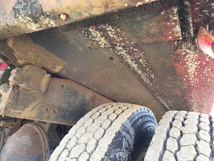 2005-massey-ferguson-8-image-36