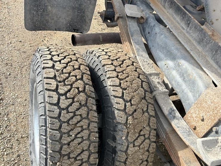 2001-dodge-ram-3500-image-48