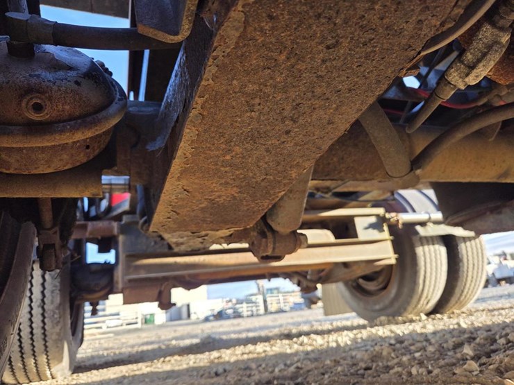 2006-massey-ferguson-8-image-33