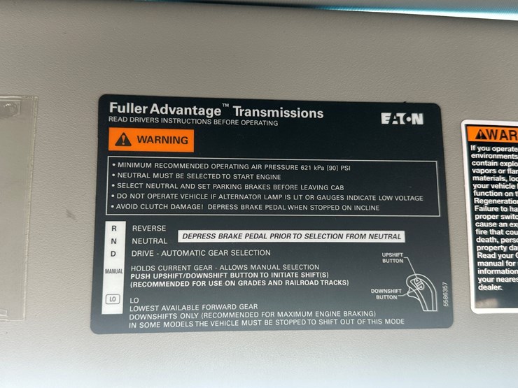 2017-kenworth-t680-image-40