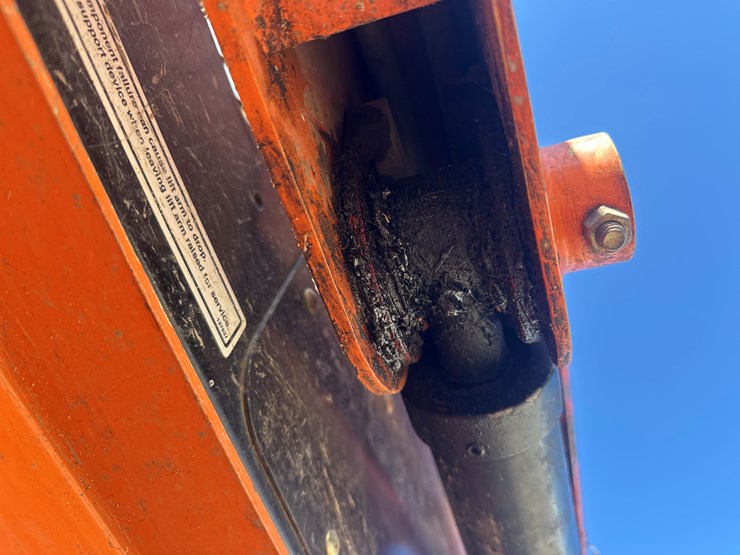 2020-gehl-rt105-image-22