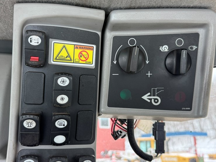 caterpillar-160m-image-107