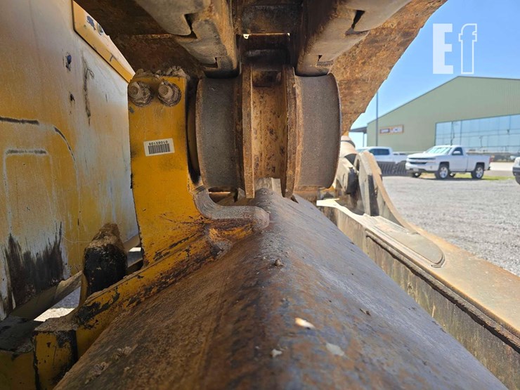 2018-deere-1050k-image-31