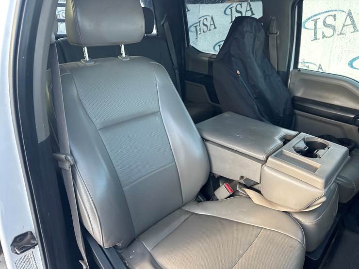 2017-ford-f350-image-35