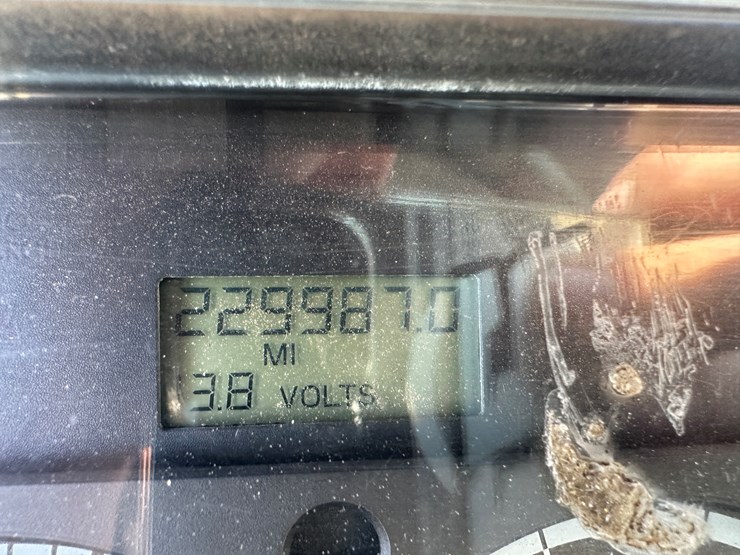 freightliner-fl70-image-71