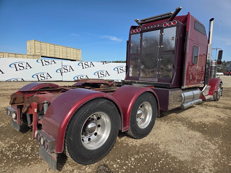 2006-kenworth-w900-image-5