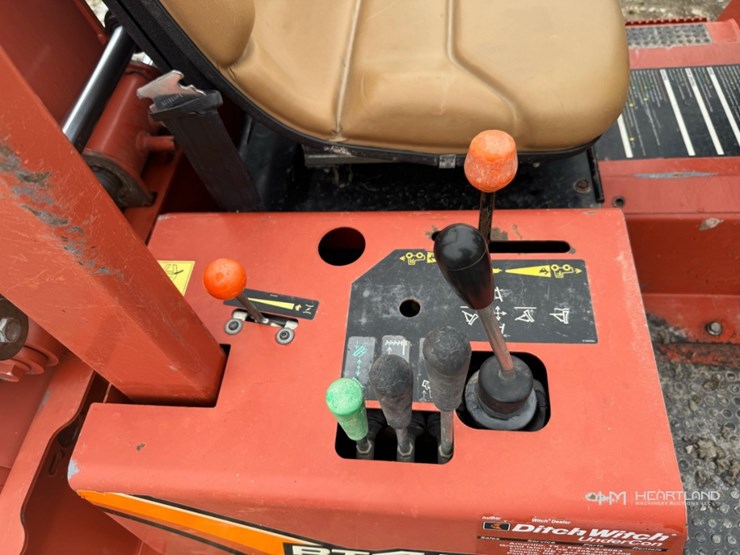 2017-ditch-witch-rt45-image-14