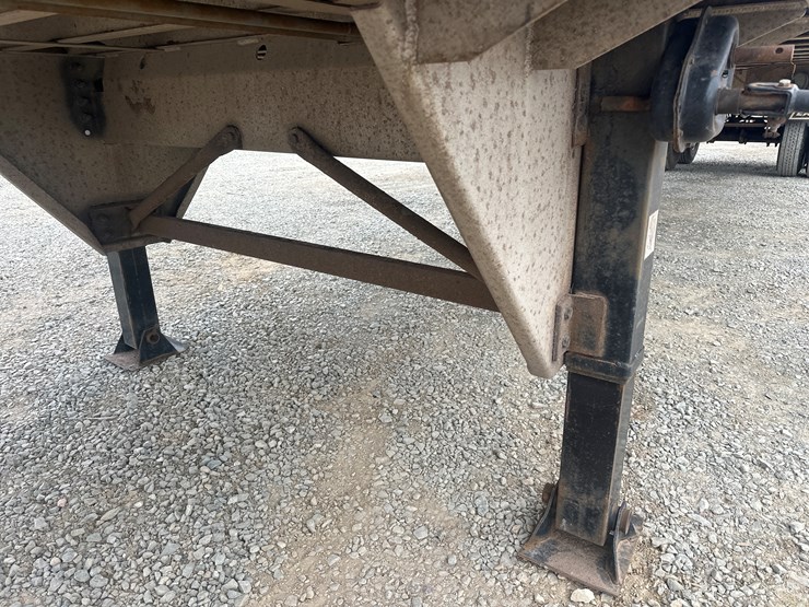 2008-massey-ferguson-8-image-13