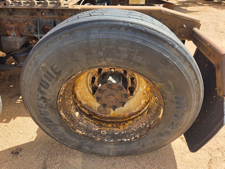 2012-international-prostar-image-68