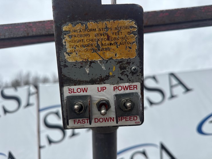 massey-ferguson-8-image-15