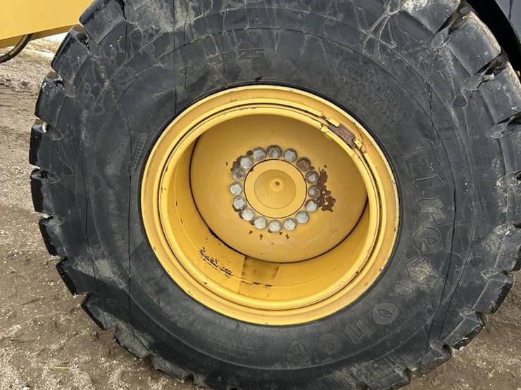 2016-caterpillar-930m-image-36