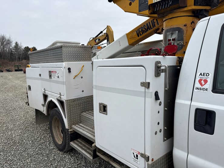 2015-ford-f550-image-45