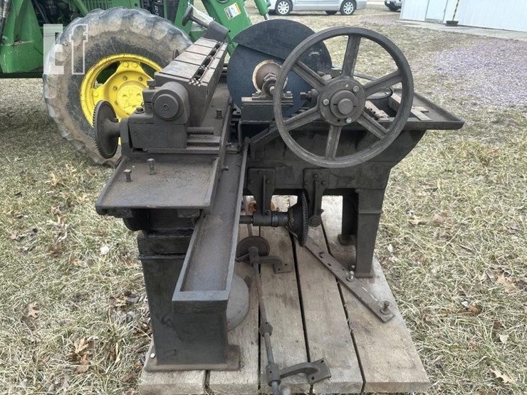 vintage-grinder-image-4