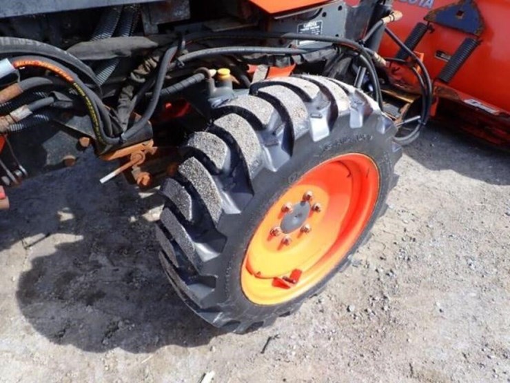 2017-kubota-b2650hsd-image-52