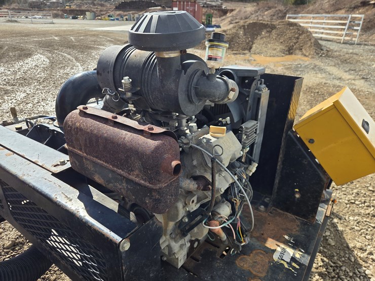 2019-massey-ferguson-8-image-17