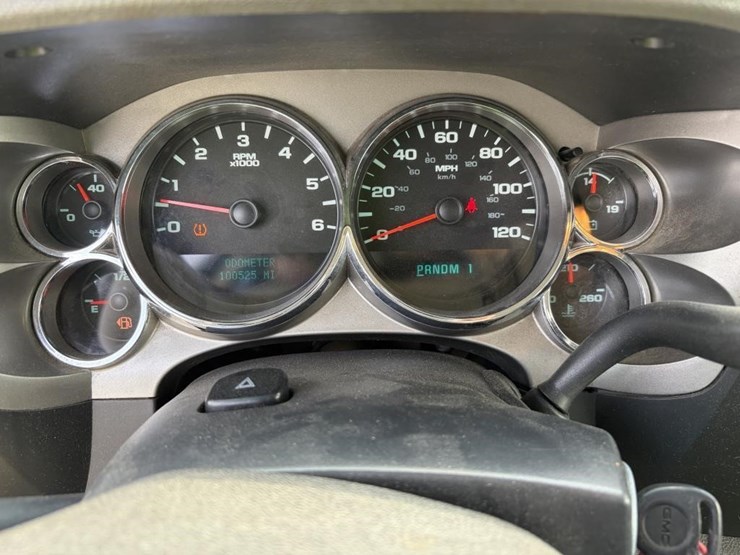 2012-gmc-sierra-2500-image-15