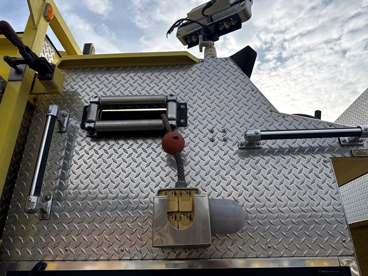 1998-massey-ferguson-8-image-31