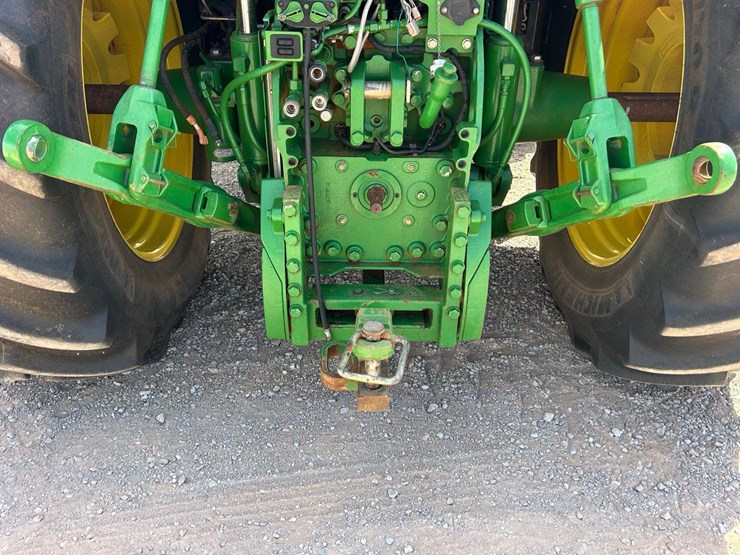 2013-john-deere-7200r-image-6
