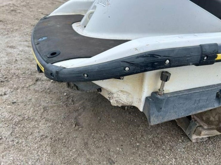 inoperable-1998-yamaha-wave-runner-gp760-pwc-yama2-image-41