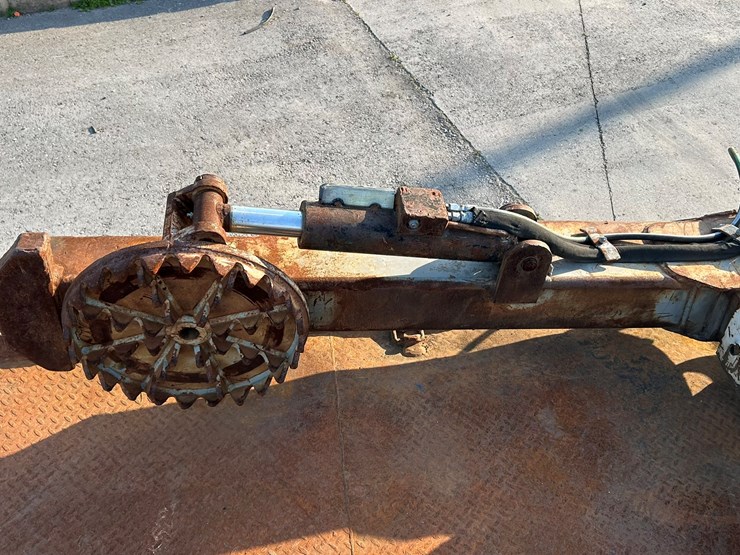 peterbilt-365-image-58