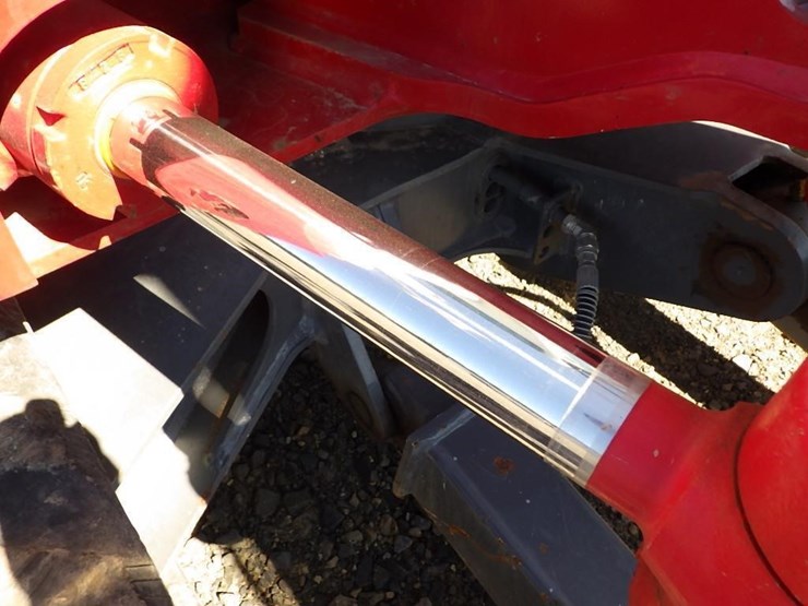 takeuchi-tb260-image-32