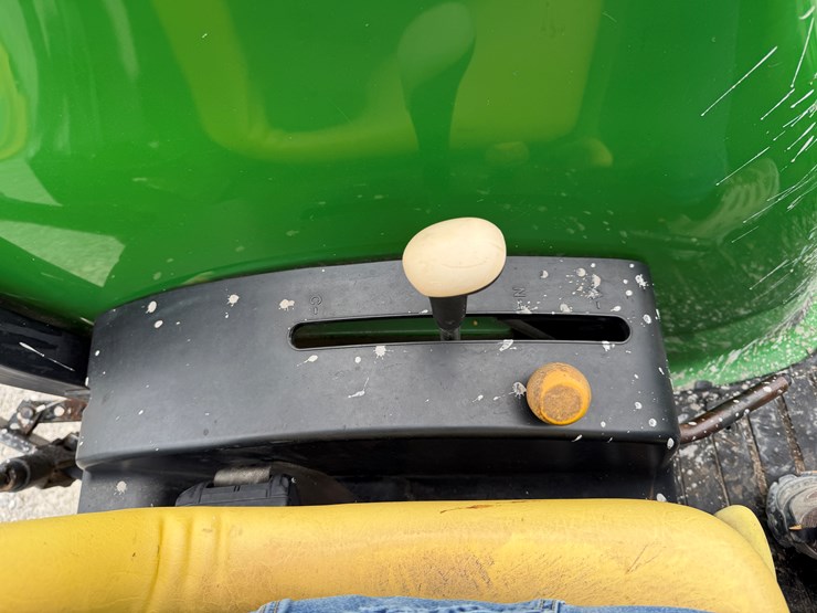 john-deere-4720-image-12