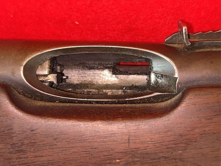 savage-sporter-.22-rifle,-bolt-action,-sn:-98432-image-12