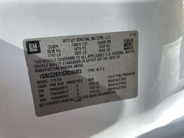 2012-chevrolet-tahoe-image-27