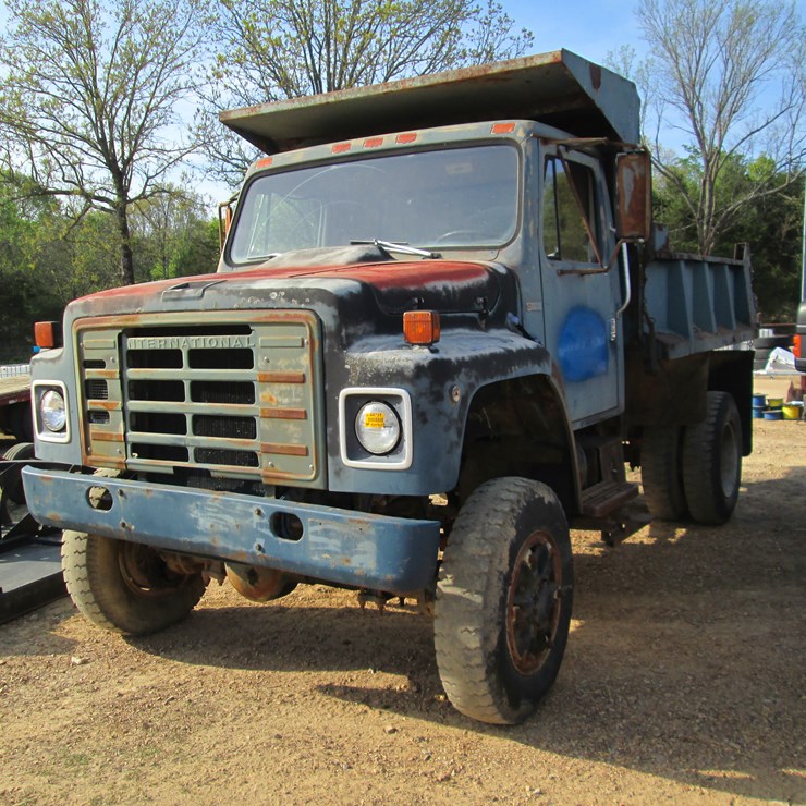 1981 INTERNATIONAL S1800