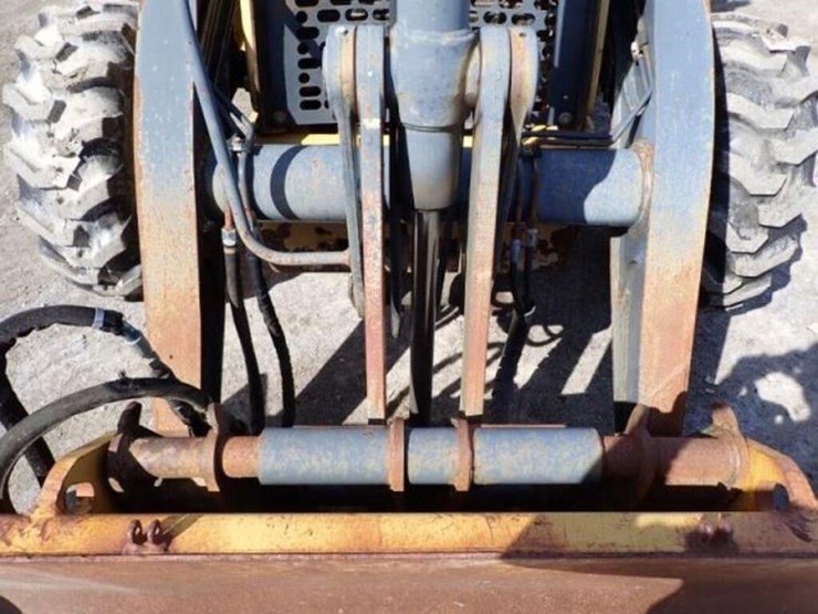 2009-deere-310sj-image-26