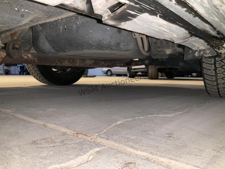 2013-ford-taurus-sdn-image-26