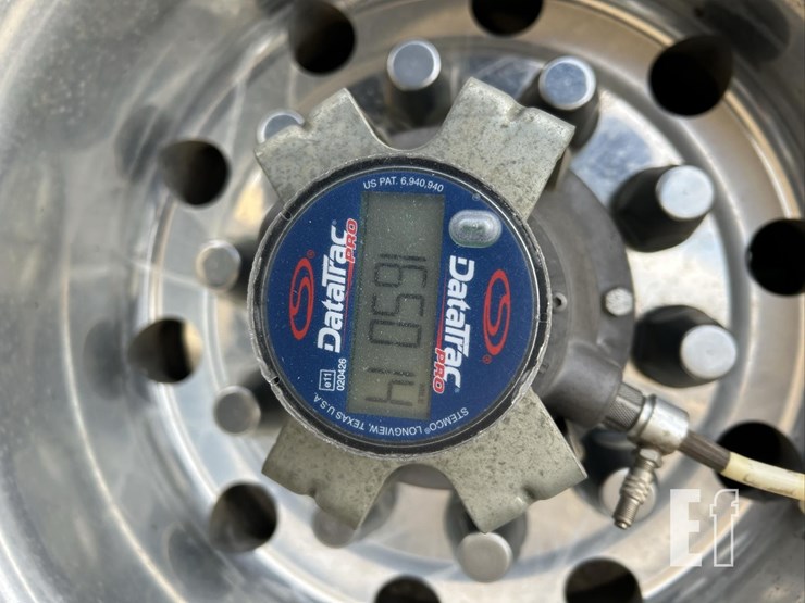 2025-wilson-grain-trailer-image-30