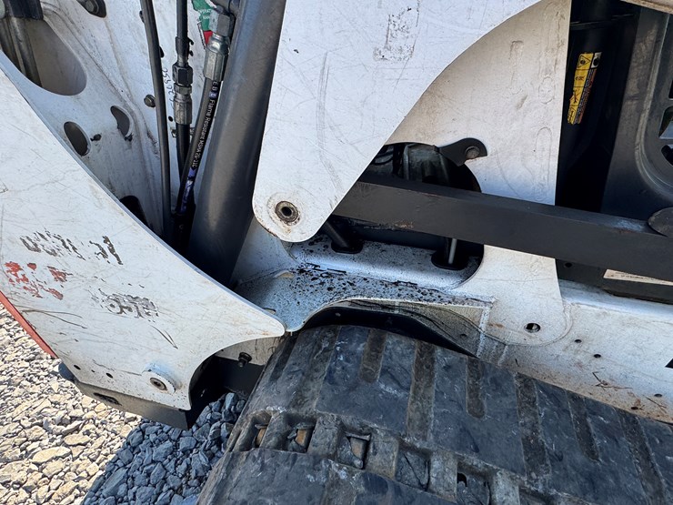 bobcat-t550-image-20