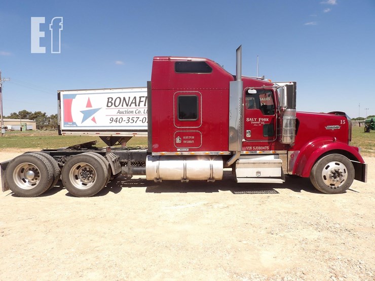 2005-kenworth-w900l-image-8