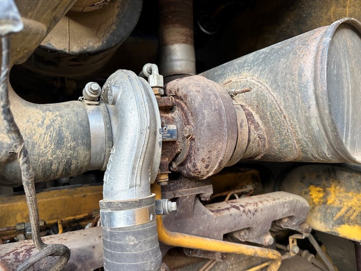 2005-deere-544j-image-32