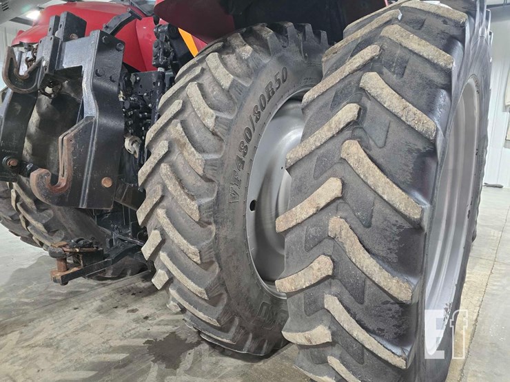 2017-case-ih-magnum-340-image-32