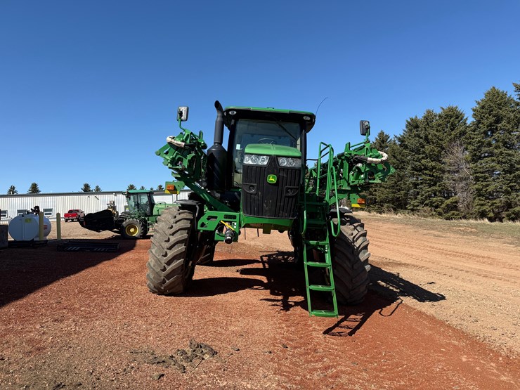 2015-john-deere-r4038-image-9