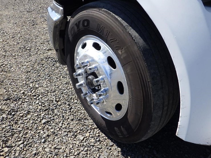 2012-international-prostar-image-23