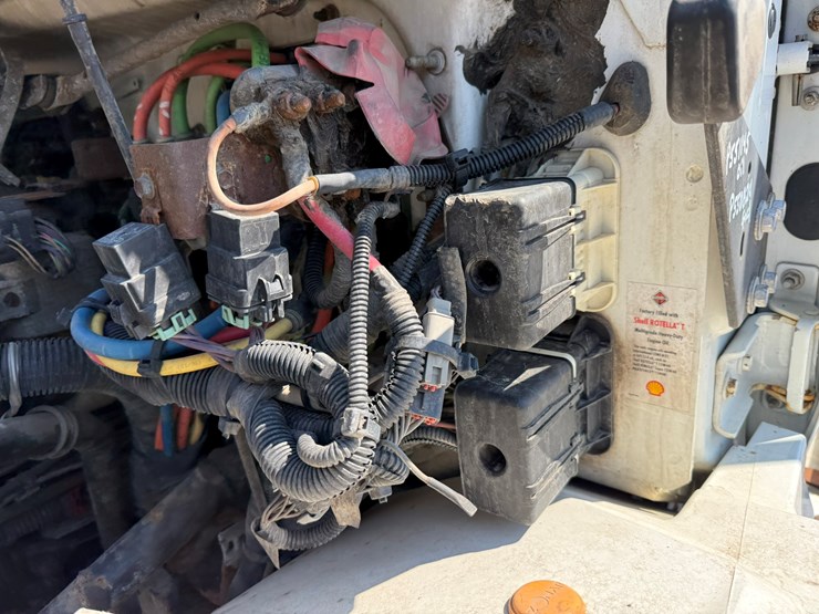 2014-international-4300-sba-image-13